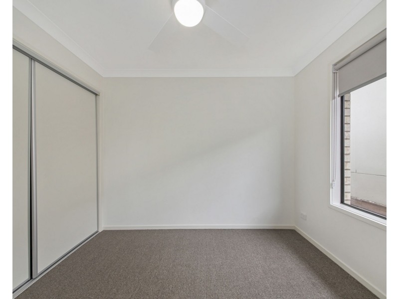 42 Mount Mee, Park Ridge QLD 4125