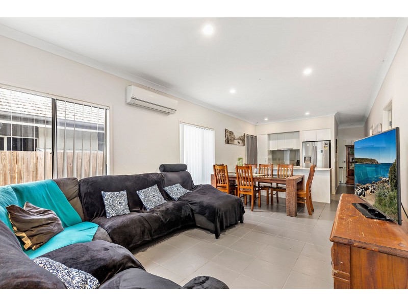 13 Rothbury Tce, Pimpama QLD 4209