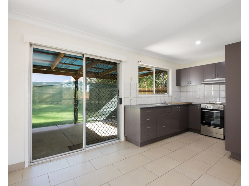 11 Halliday Street, Eagleby QLD 4207