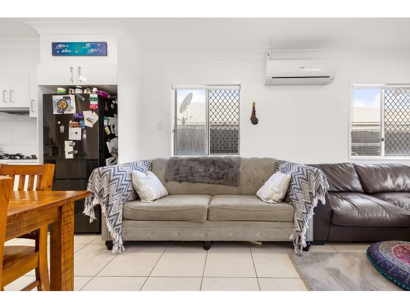 9 Mount Pleasant Street, Park Ridge QLD 4125