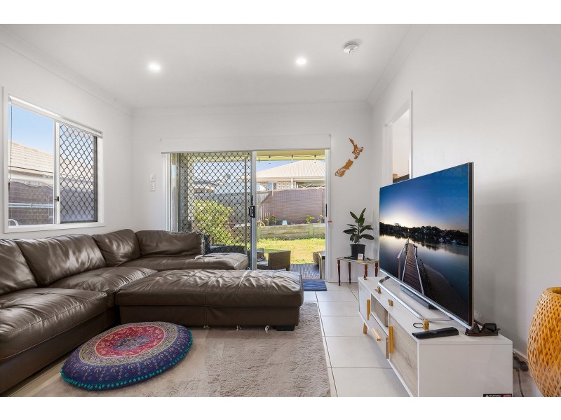 9 Mount Pleasant Street, Park Ridge QLD 4125