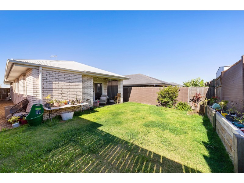 9 Mount Pleasant Street, Park Ridge QLD 4125