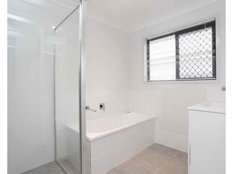 94 Samford Drive, Holmview QLD 4207