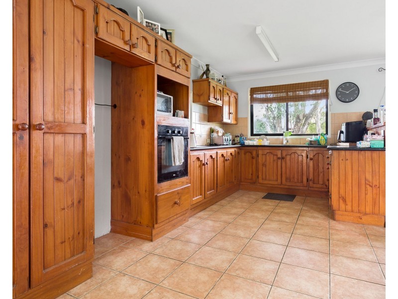 8 Osborne Court, Loganholme QLD 4129