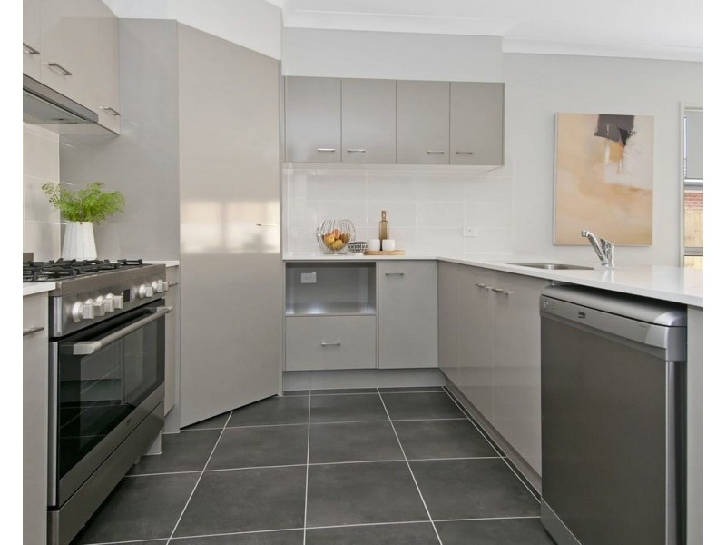 4 Samford Drive, Holmview QLD 4207