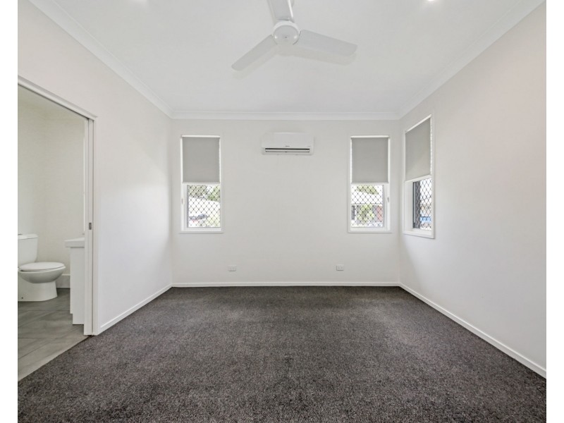 2 Dominic Drive, Logan Reserve QLD 4133