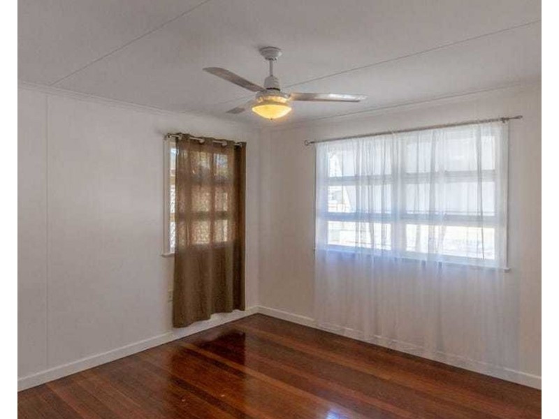 11 Deacon Street, Basin Pocket QLD 4305
