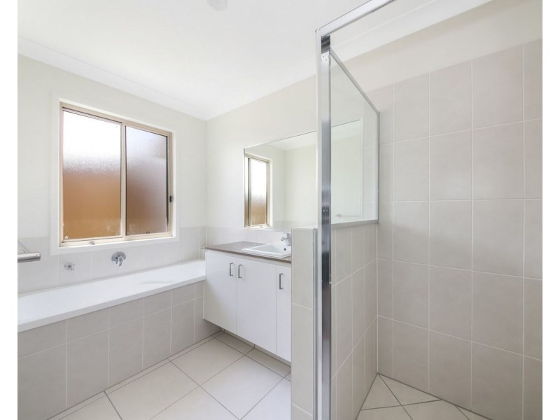 23 Barley Street, Park Ridge QLD 4125