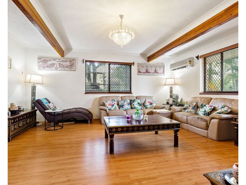 22 Caloola Drive, Springwood QLD 4127