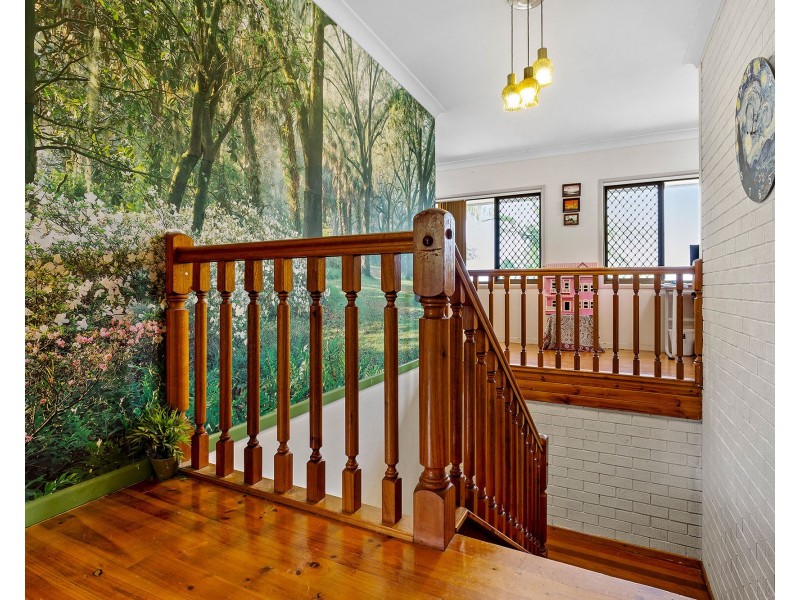 22 Caloola Drive, Springwood QLD 4127