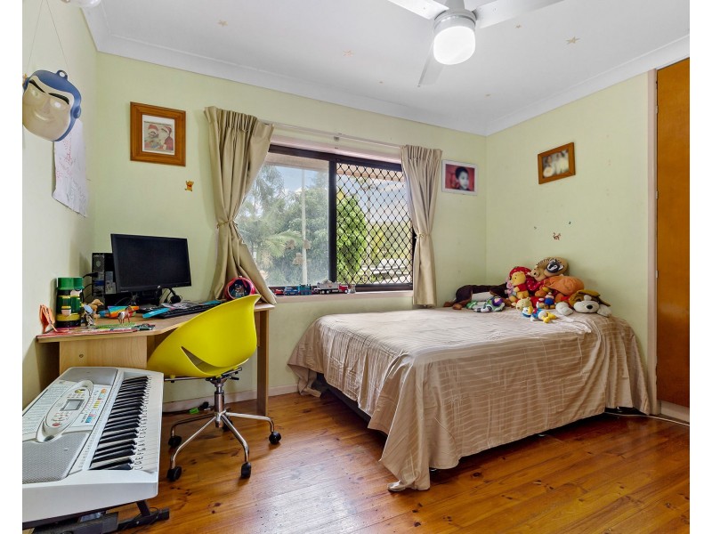 22 Caloola Drive, Springwood QLD 4127