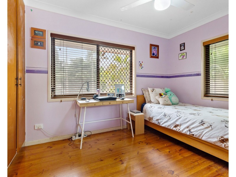 22 Caloola Drive, Springwood QLD 4127