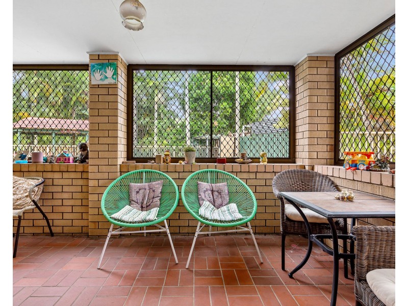 22 Caloola Drive, Springwood QLD 4127