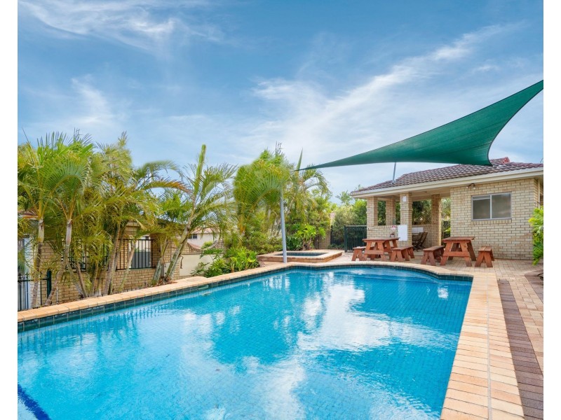 19/10 Lawrence Close, Robertson QLD 4109