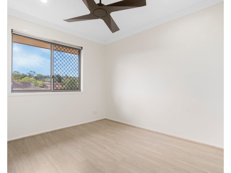 19/10 Lawrence Close, Robertson QLD 4109