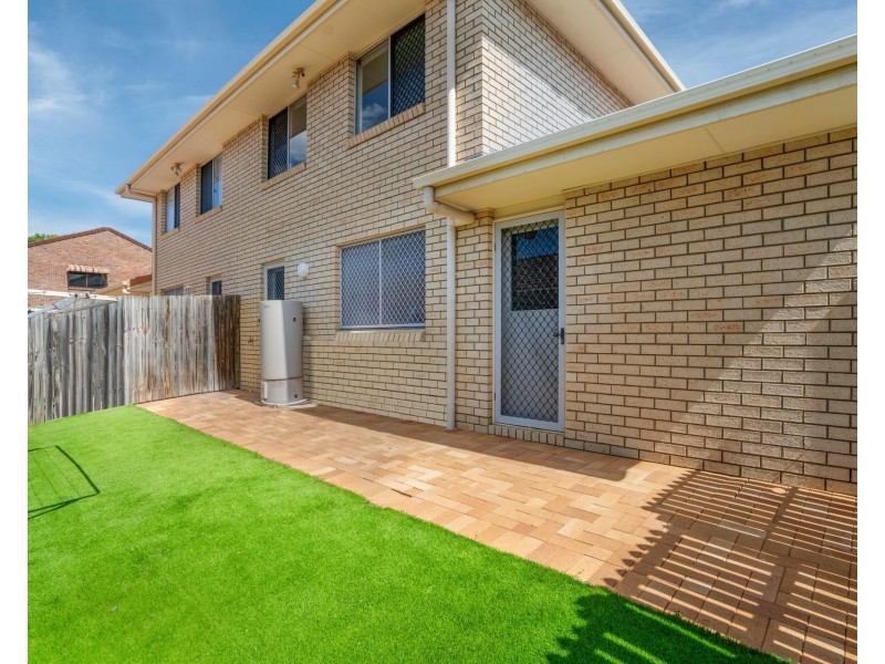 19/10 Lawrence Close, Robertson QLD 4109