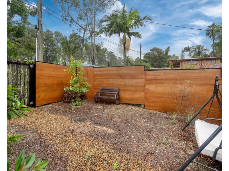 107 Springwood Road, Springwood QLD 4127