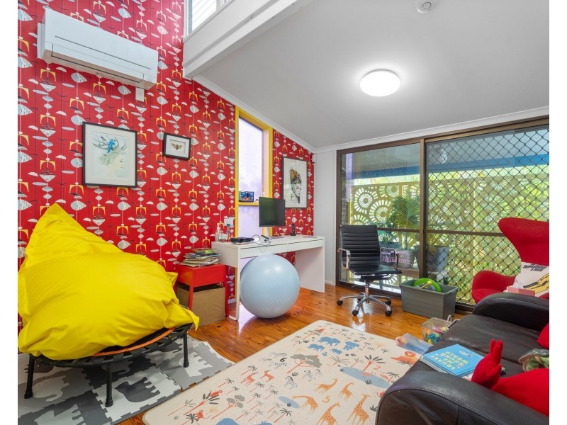 107 Springwood Road, Springwood QLD 4127