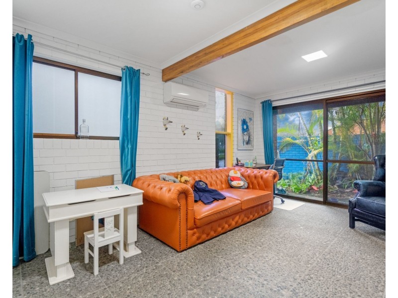 107 Springwood Road, Springwood QLD 4127