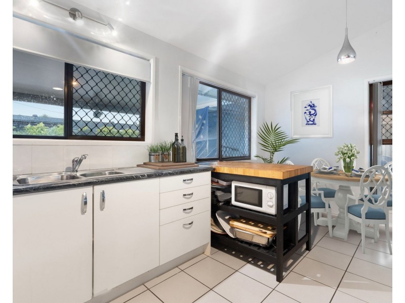 18 Bayswater Street, Mount Warren Park QLD 4207