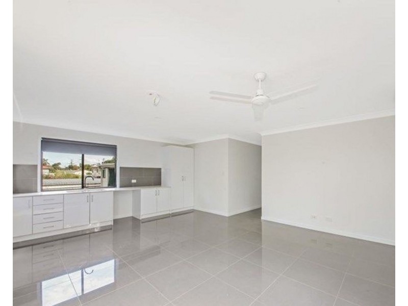 49 Adelaide Street, Kingston QLD 4114