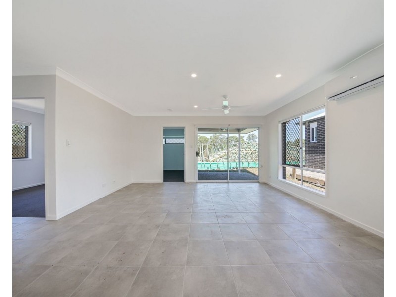 93 Dunaden Street, Logan Reserve QLD 4133