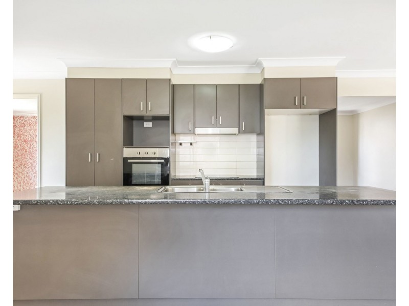 24 Reserve Road, Slacks Creek QLD 4127