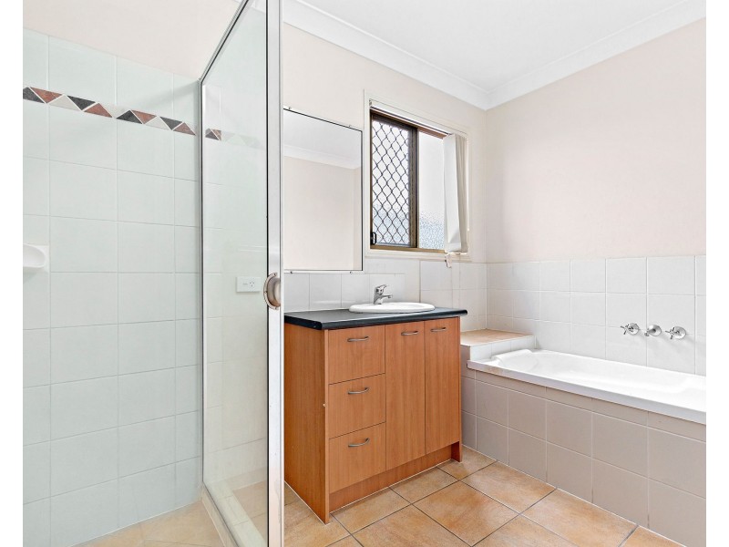 18 Blue Range Drive, Algester QLD 4115