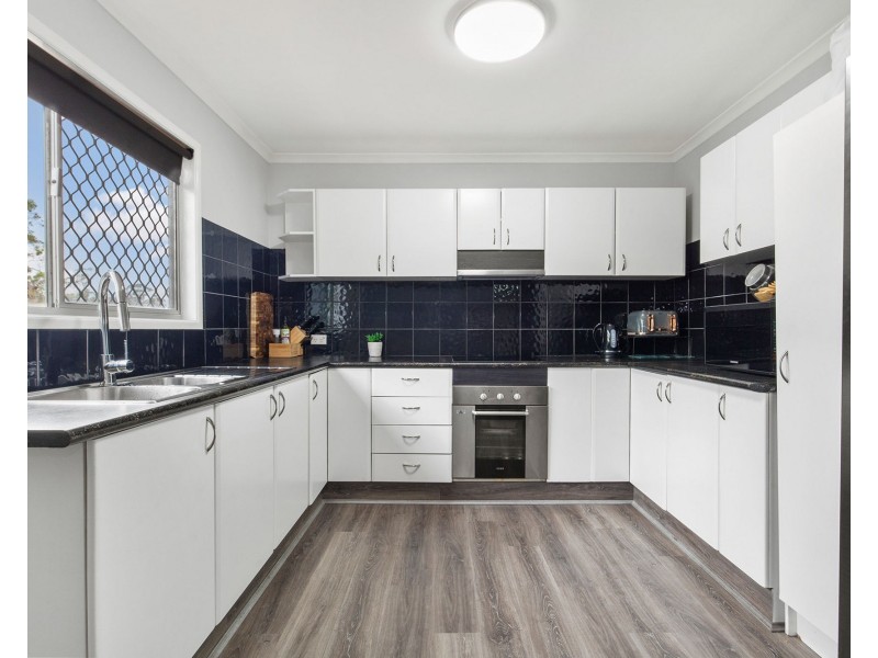 14 Nerine Street, Kingston QLD 4114