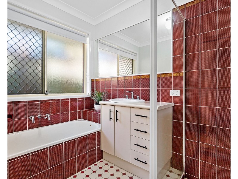 128 BANKSIA CRCT, Forest Lake QLD 4078