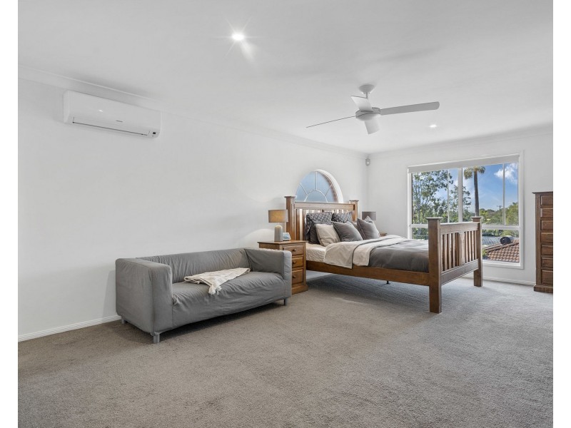 197 Castile Crescent, Edens Landing QLD 4207