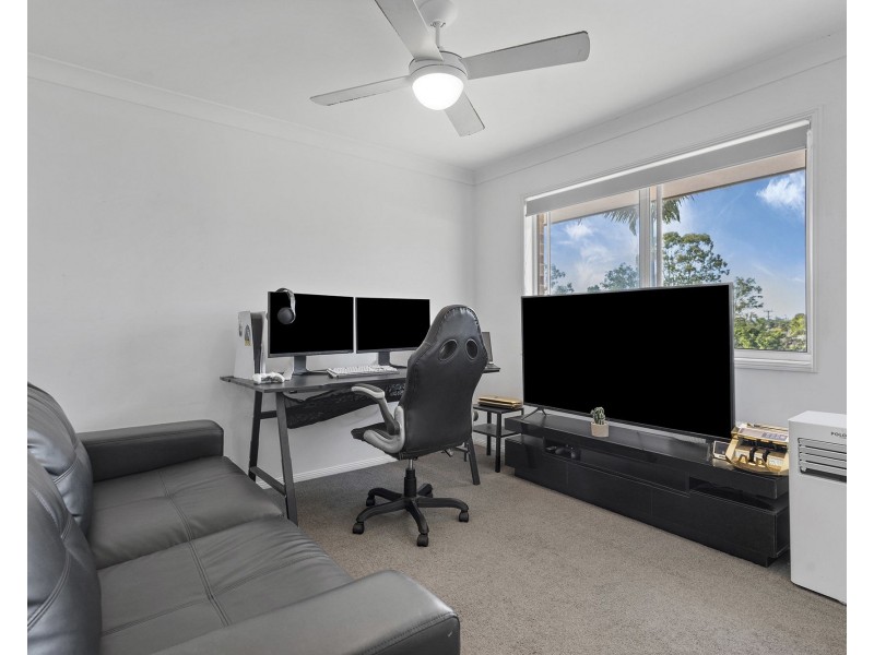 197 Castile Crescent, Edens Landing QLD 4207