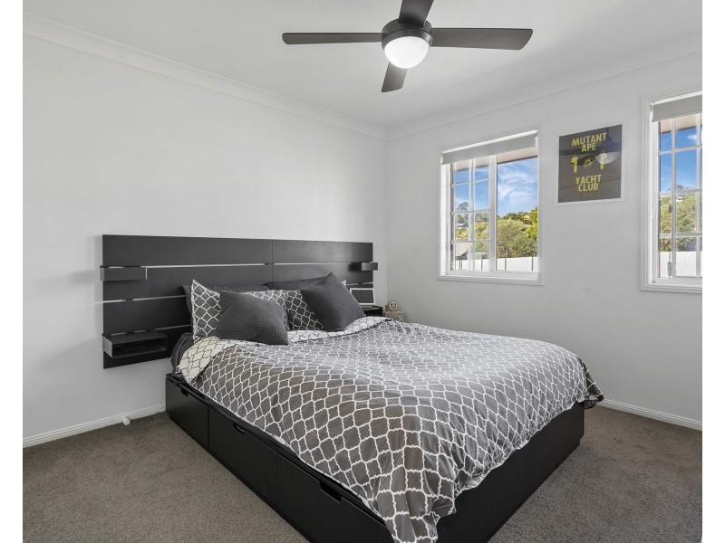 197 Castile Crescent, Edens Landing QLD 4207