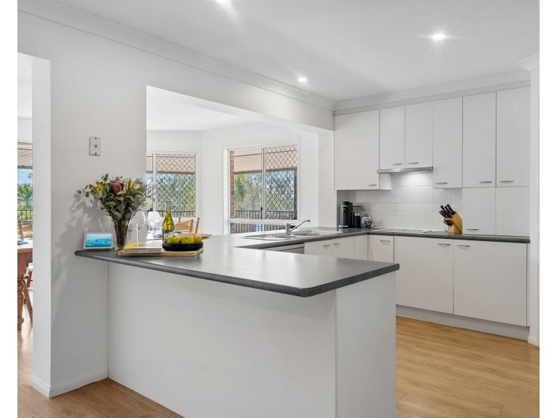 197 Castile Crescent, Edens Landing QLD 4207