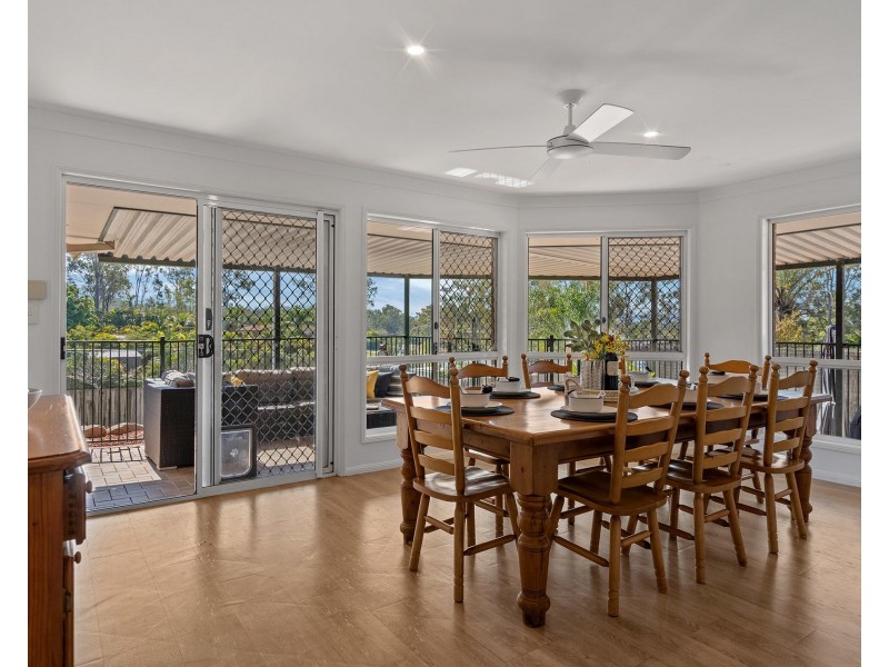 197 Castile Crescent, Edens Landing QLD 4207