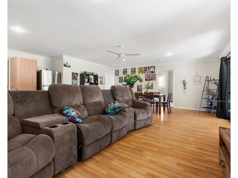 25 Lake Cootharaba Place, Logan Reserve QLD 4133
