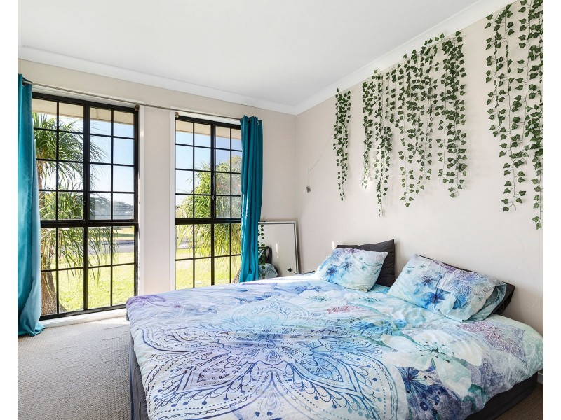 25 Lake Cootharaba Place, Logan Reserve QLD 4133