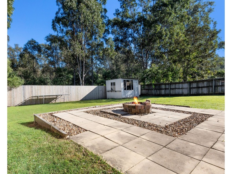 25 Lake Cootharaba Place, Logan Reserve QLD 4133