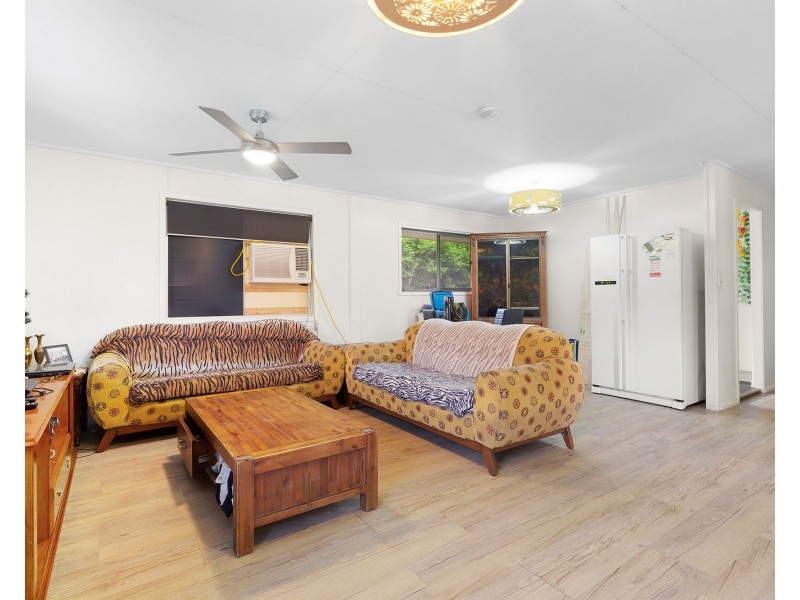 6 Sylvia Street, Loganlea QLD 4131