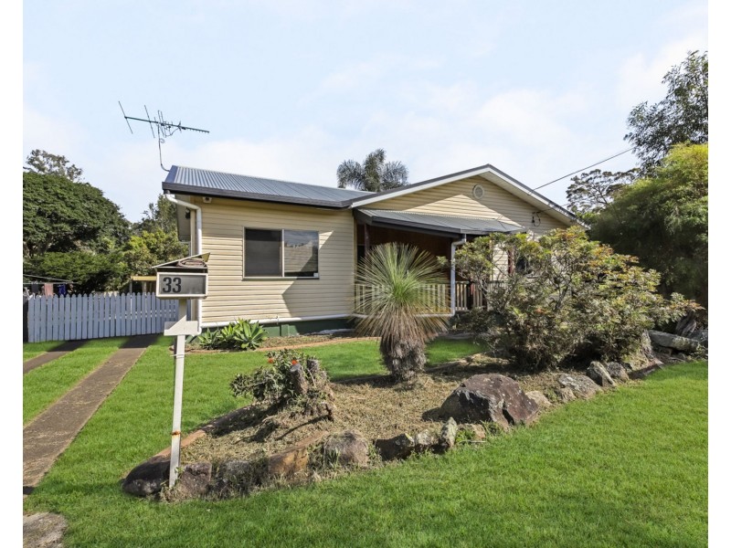 33 Bovey Street, Coopers Plains QLD 4108