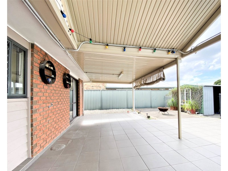 25 Edinburgh Drive, Bethania QLD 4205