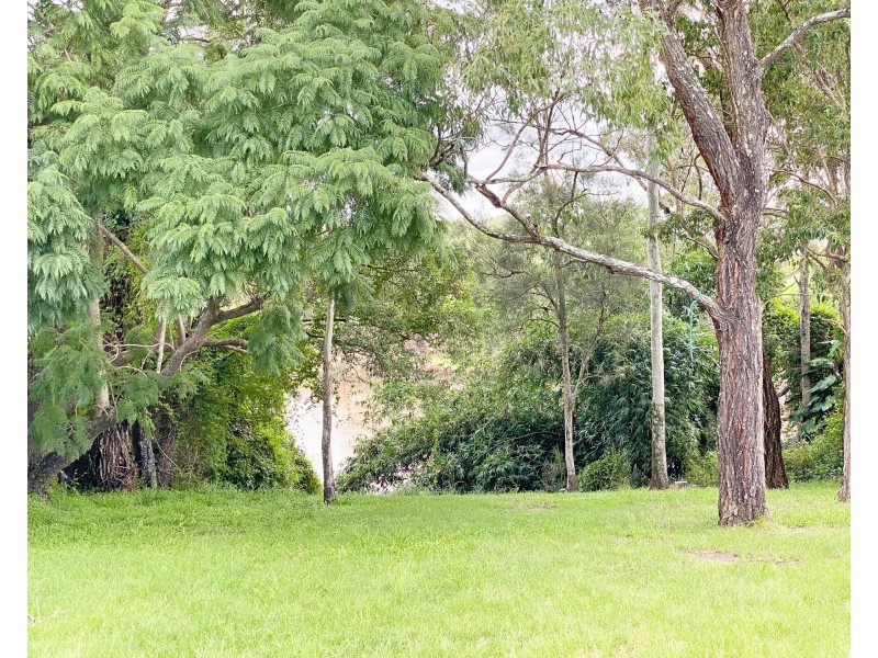 25 Edinburgh Drive, Bethania QLD 4205