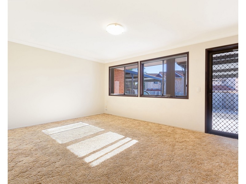 2/4 Efymia Court, Daisy Hill QLD 4127