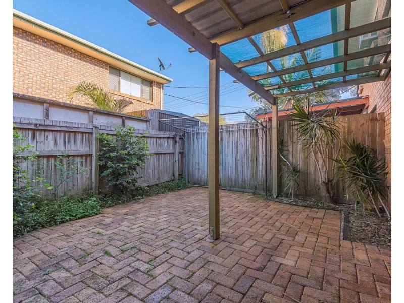 2/4 Efymia Court, Daisy Hill QLD 4127