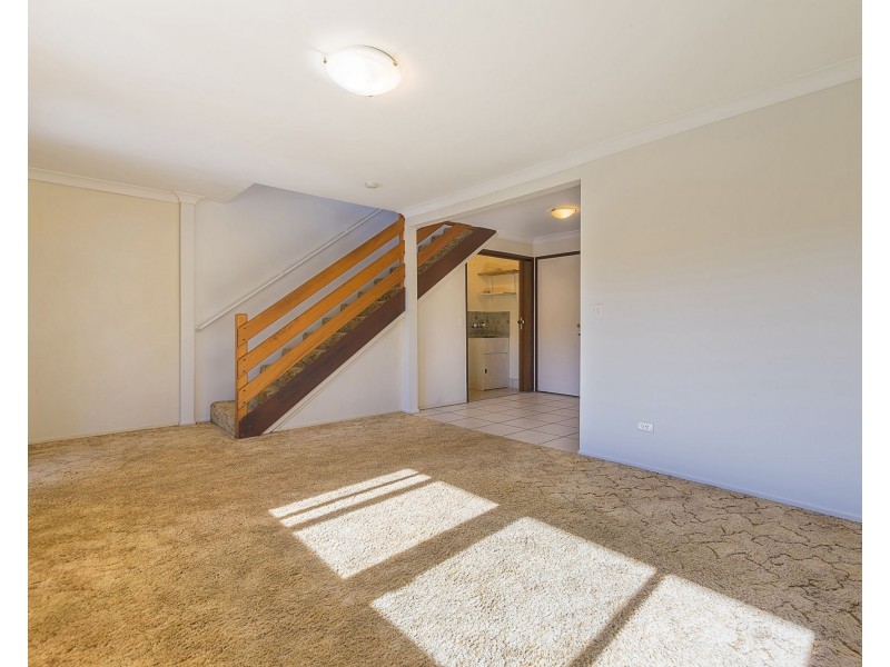 2/4 Efymia Court, Daisy Hill QLD 4127