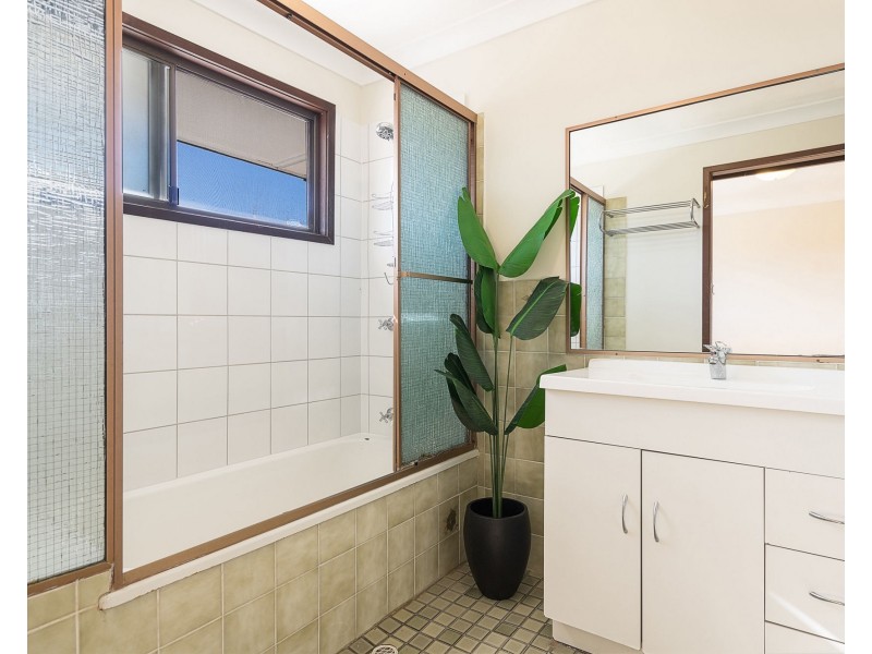 2/4 Efymia Court, Daisy Hill QLD 4127