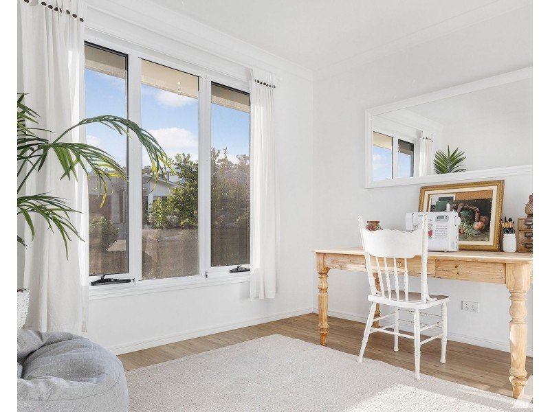 contact agent, Bahrs Scrub QLD 4207