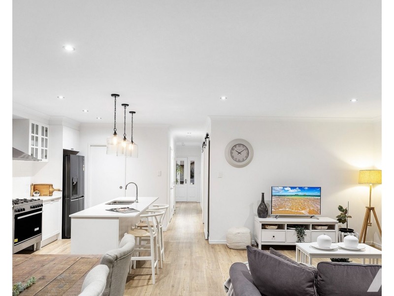 contact agent, Bahrs Scrub QLD 4207