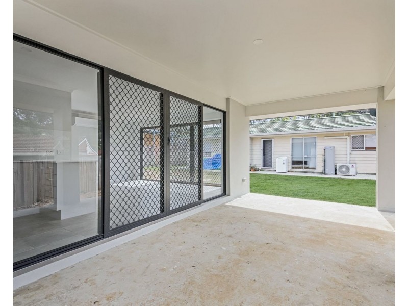 30a Anchusa Street, Kingston QLD 4114