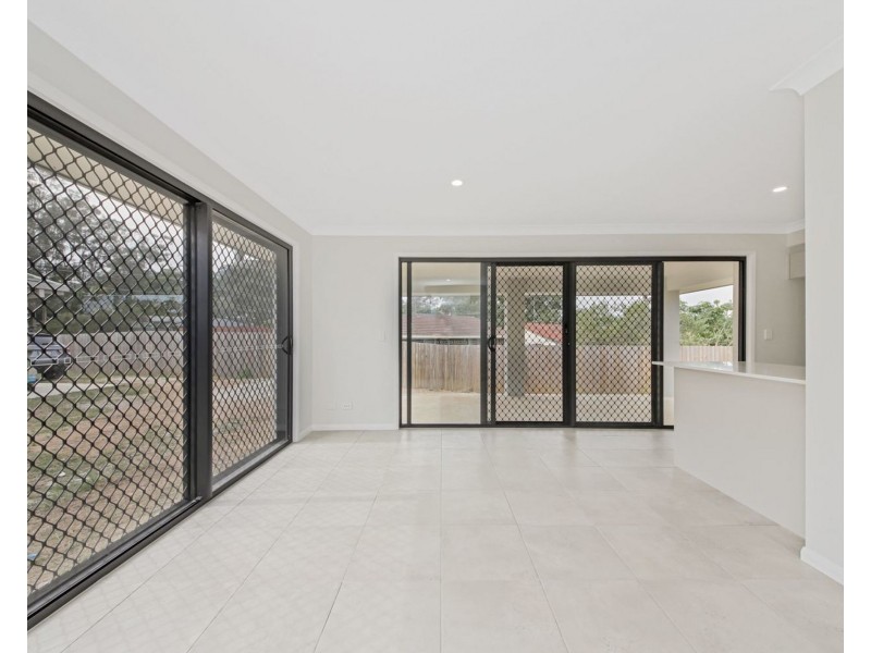 30a Anchusa Street, Kingston QLD 4114